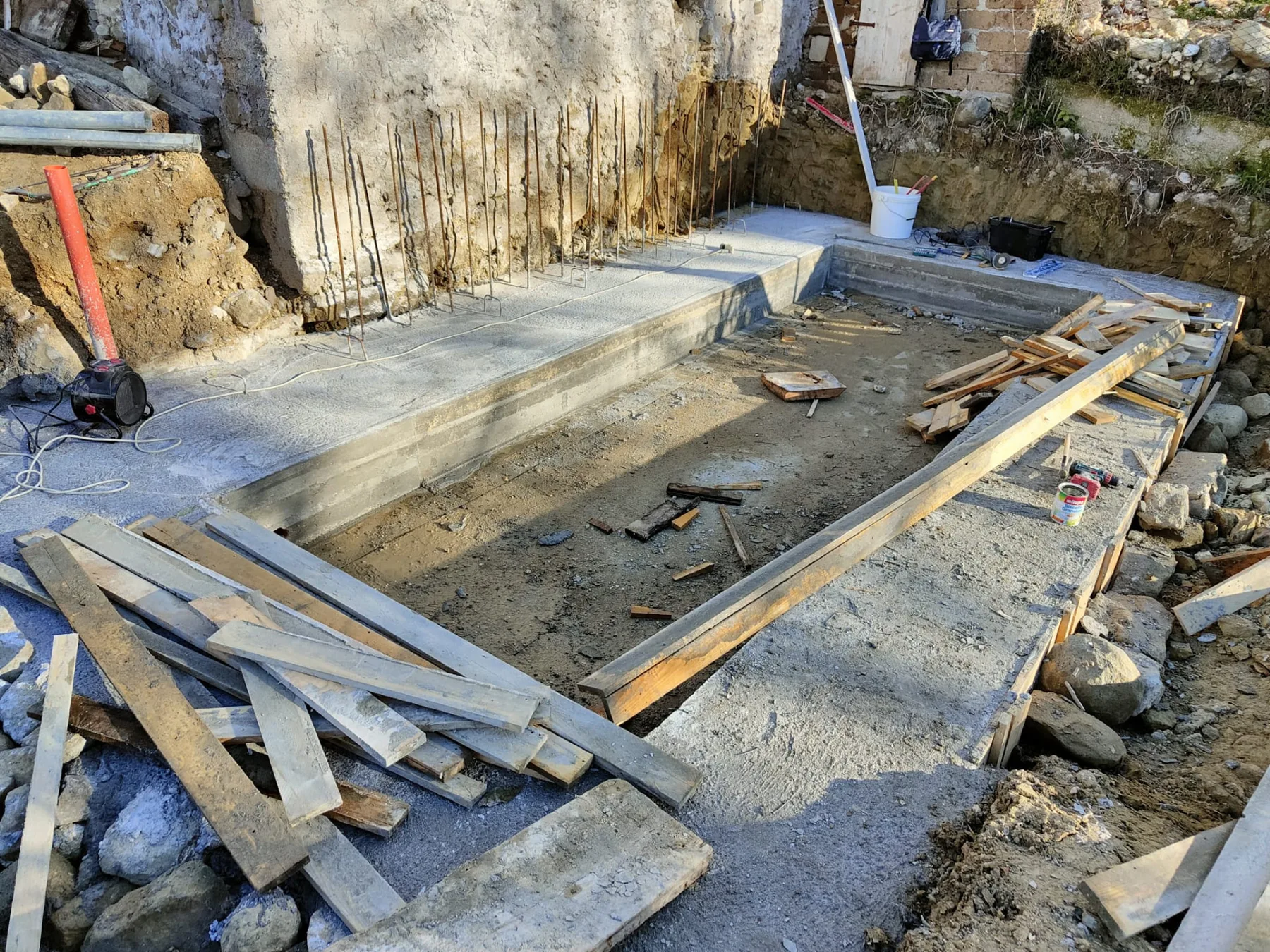 Preparazione delle fondazioni in calcestruzzo